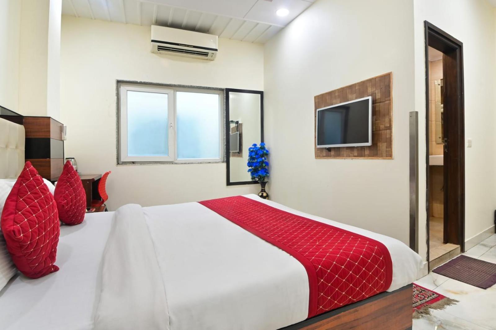 Hotel Emporio View - New Delhi Railway Station - Paharganj Zewnętrze zdjęcie