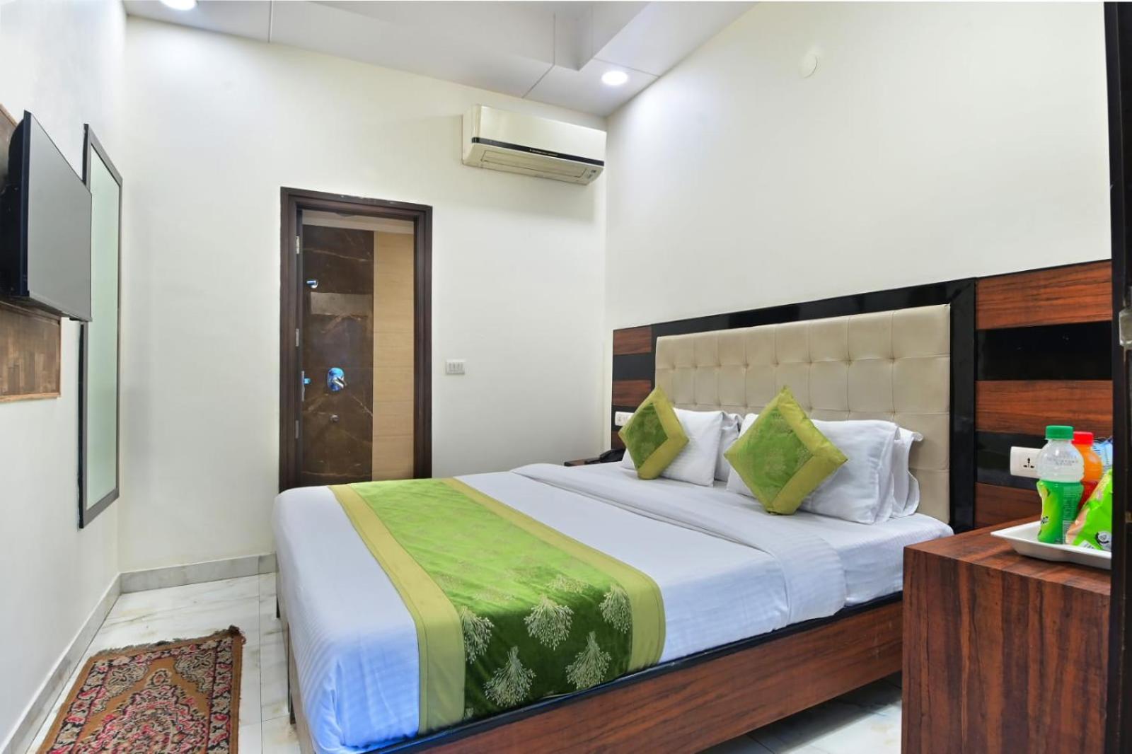 Hotel Emporio View - New Delhi Railway Station - Paharganj Zewnętrze zdjęcie