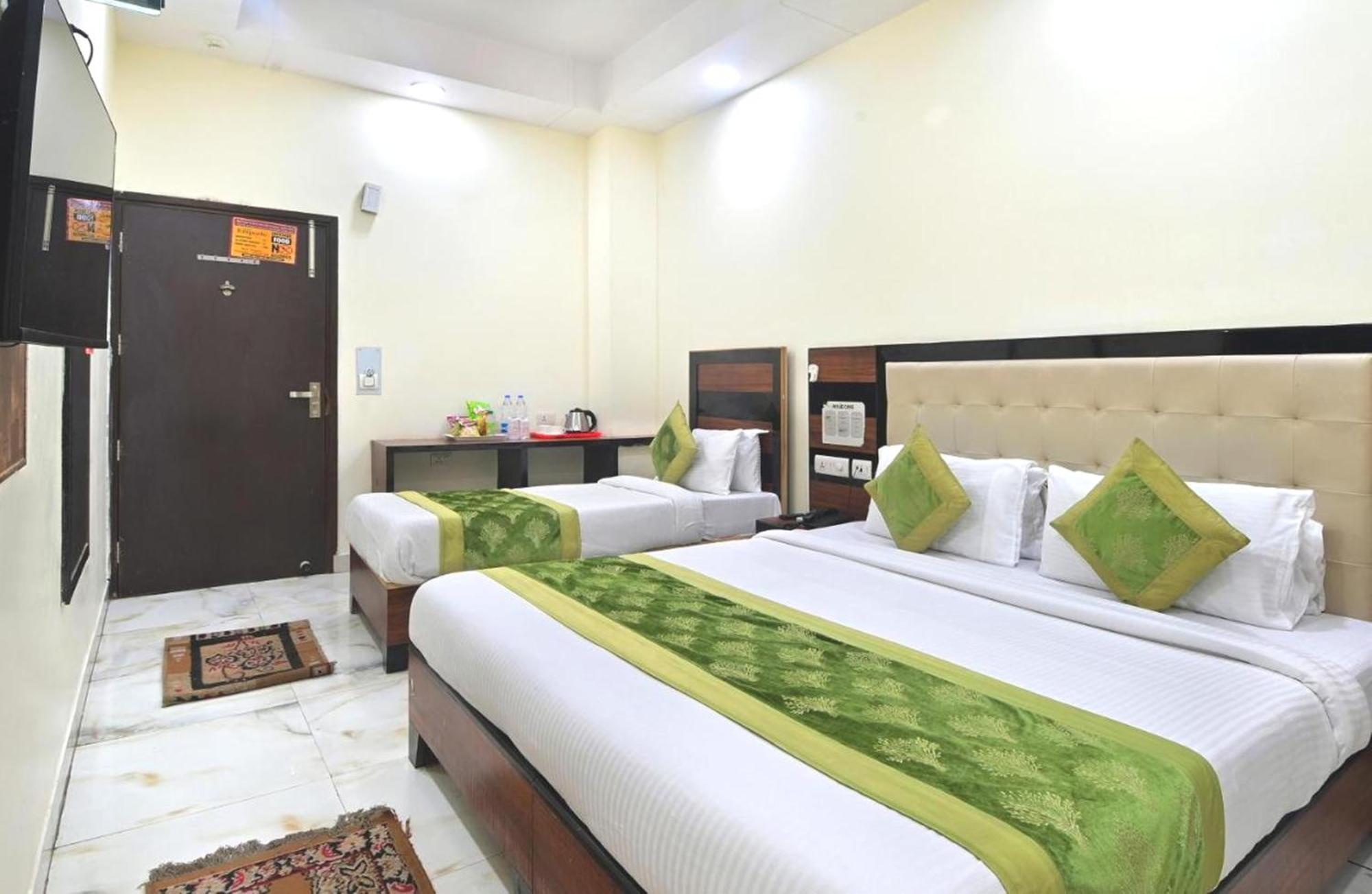 Hotel Emporio View - New Delhi Railway Station - Paharganj Zewnętrze zdjęcie